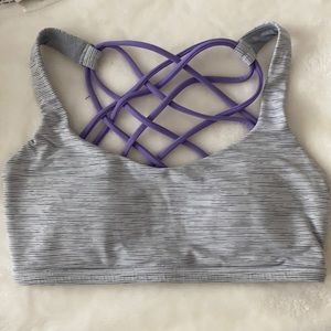 Lululemon sports bra
